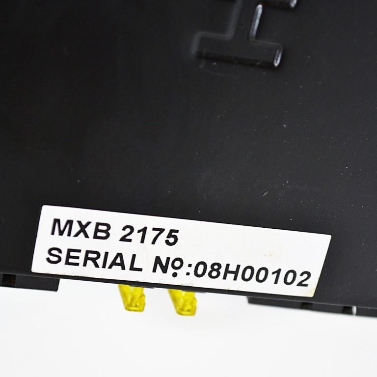 wzmacniacz-crunch-blackmaxx-mxb-2175-700w-liczba-kanalow-2-kanalowy