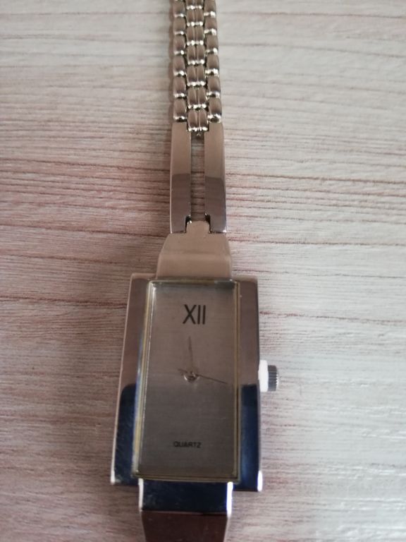 zegarek-damski-kurczaki-26-lodz