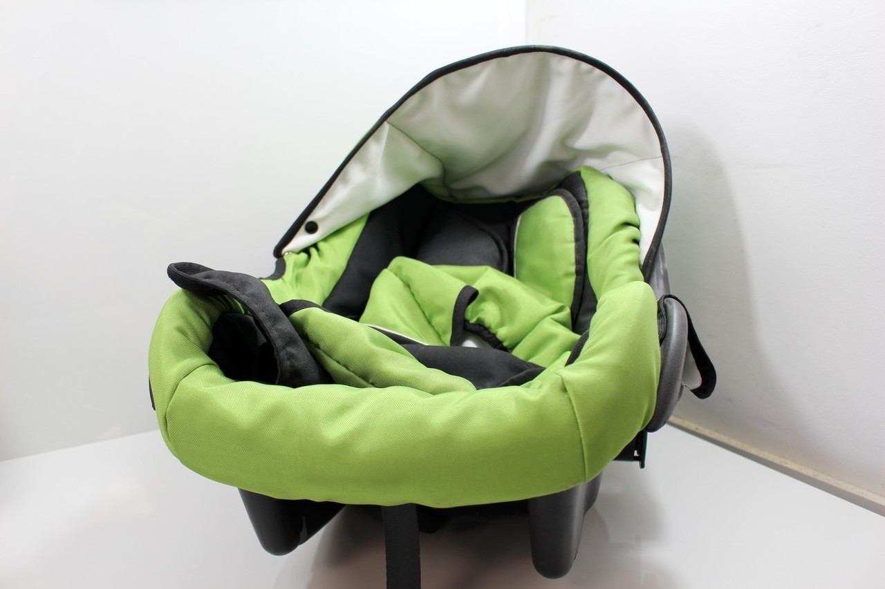 fotelik-dzieciecy-karwala-0-13-kg-stan-uzywany