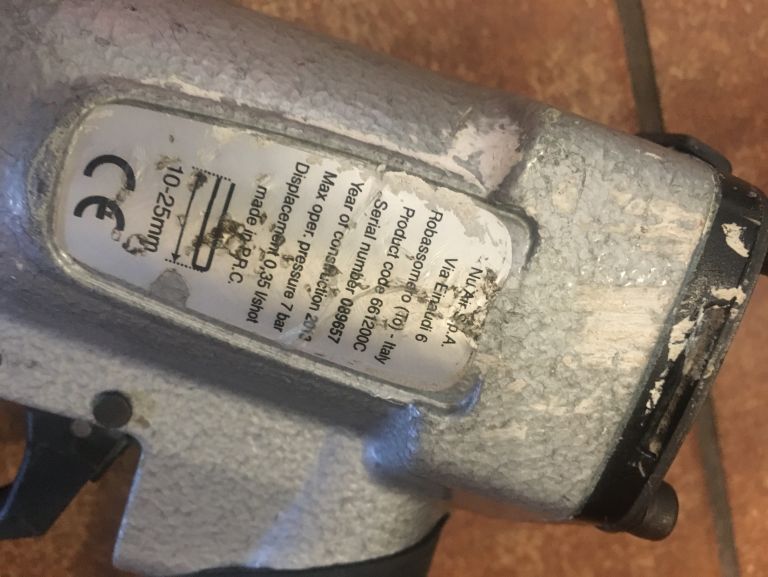 zszywacz-pneumatyczny-tools-od-loombard-minimalna-dlugosc-zszywek-10