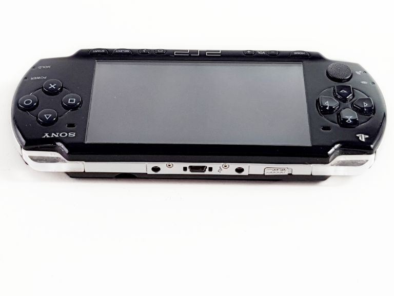sony-playstation-portable-psp-3004-3-gry-stan-uzywany