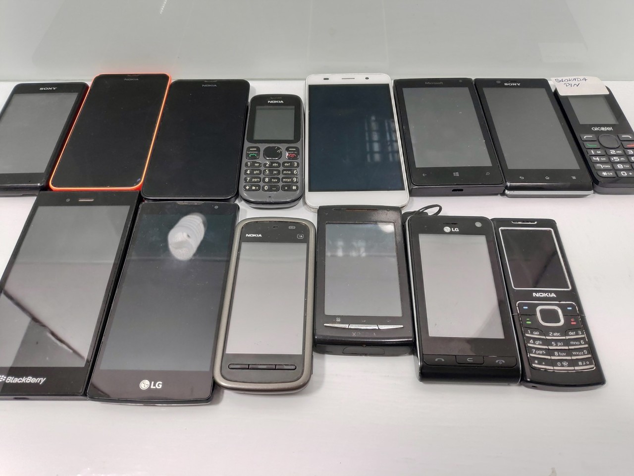 uszkodzone-telefony-pulawska-103-warszawa