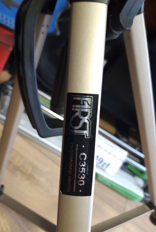 statyw-first-c3530-marka-xxx