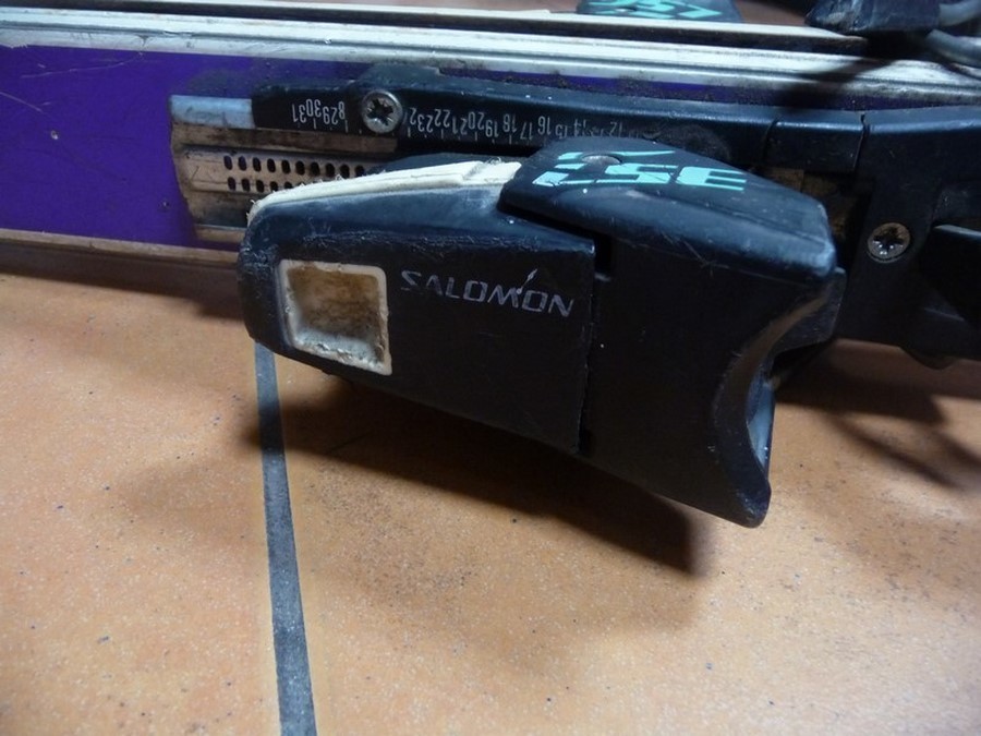 narty-zjazdowe-rossignol-xp33-kod-producenta-ramfs01