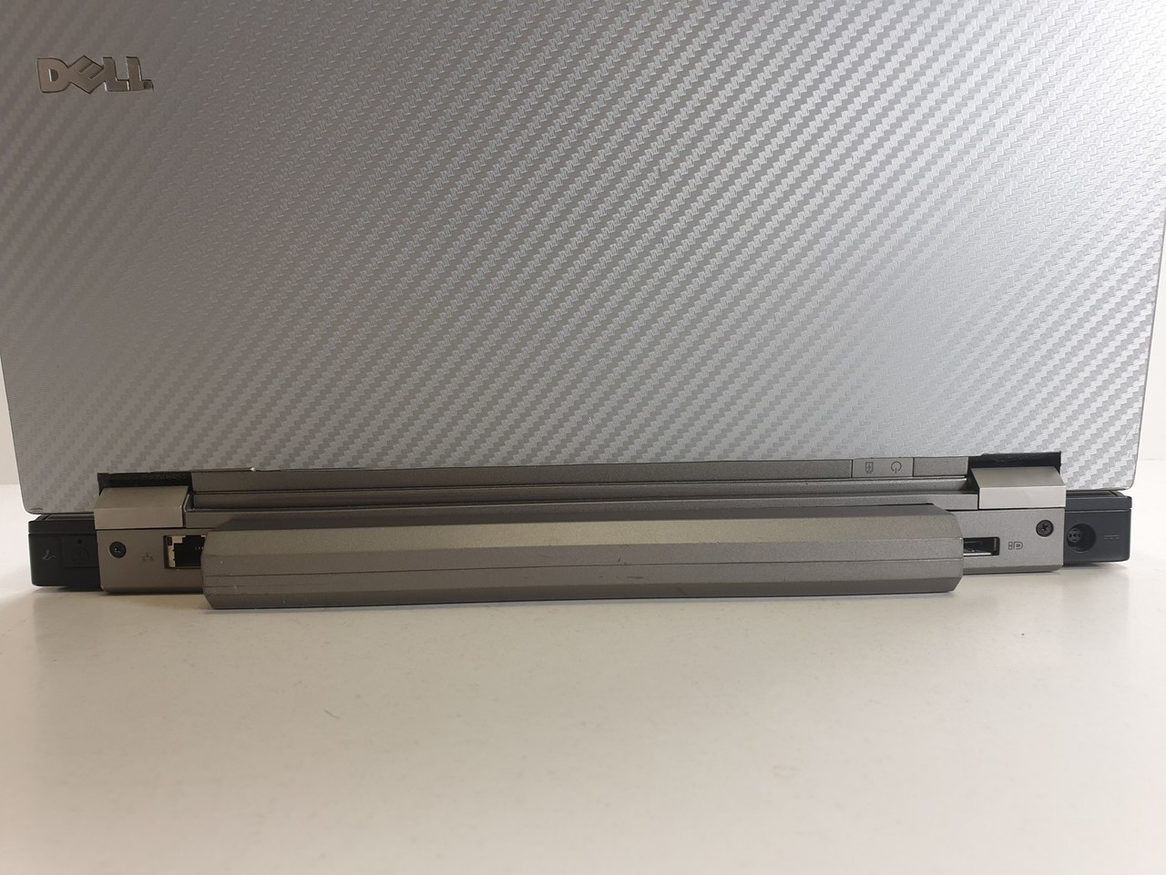 laptop-dell-model-00