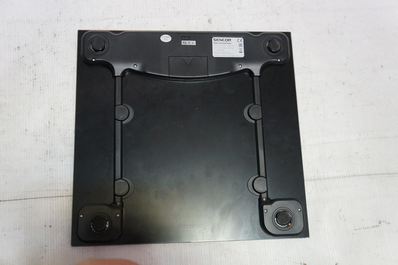 waga-lazienkowa-sencor-5021-kolor-dominujacy-bezowybrazowy