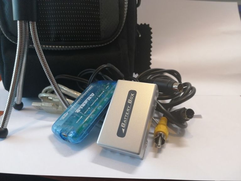KAMERA SONY DV 8 KOMPLET + ETUI