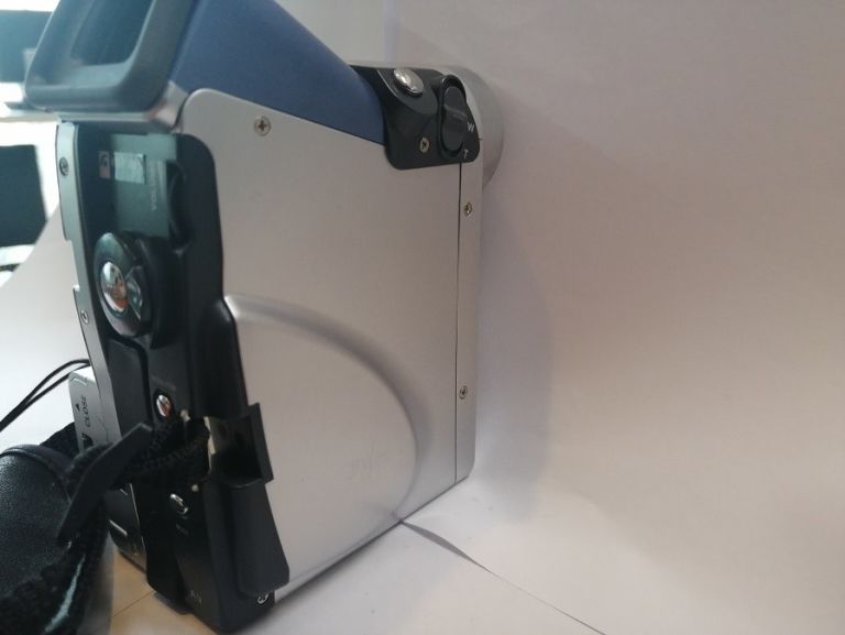 KAMERA SONY DV 8 KOMPLET + ETUI
