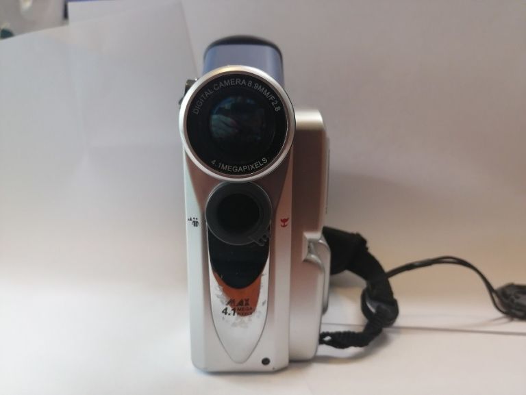 KAMERA SONY DV 8 KOMPLET + ETUI
