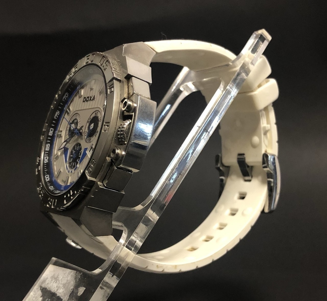 zegarek-meski-doxa-1889-m-7001020123-apart-typ-nareczny