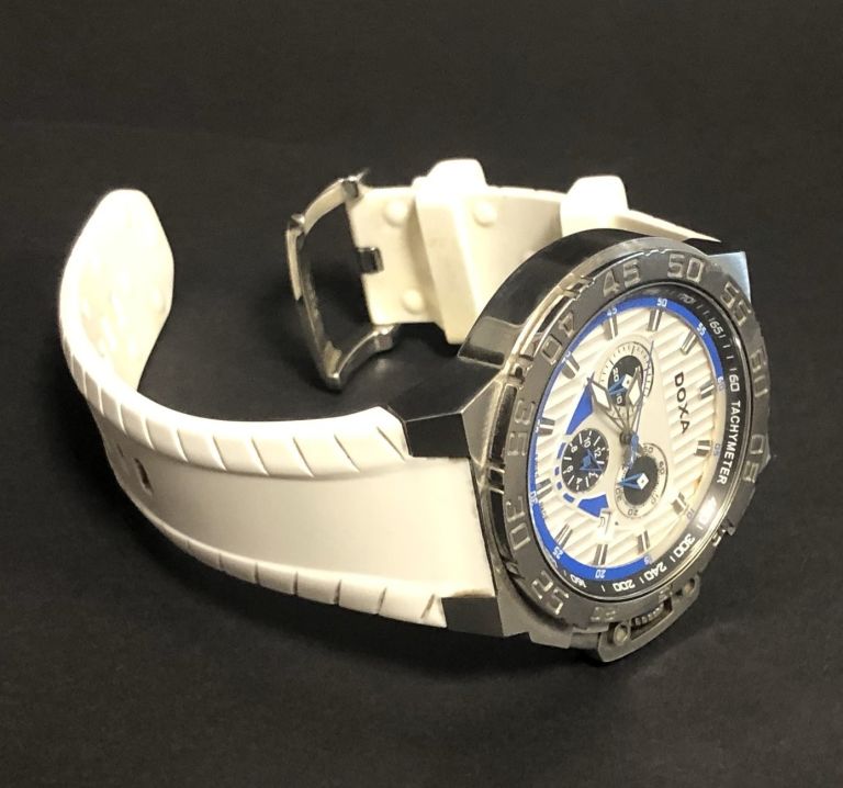 zegarek-meski-doxa-1889-m-7001020123-apart-funkcje-chronograf