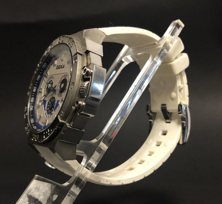 zegarek-meski-doxa-1889-m-7001020123-apart-typ-nareczny