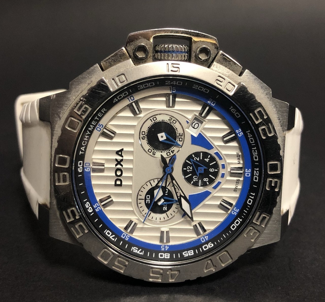 zegarek-meski-doxa-1889-m-7001020123-apart-szkielko-szafirowe