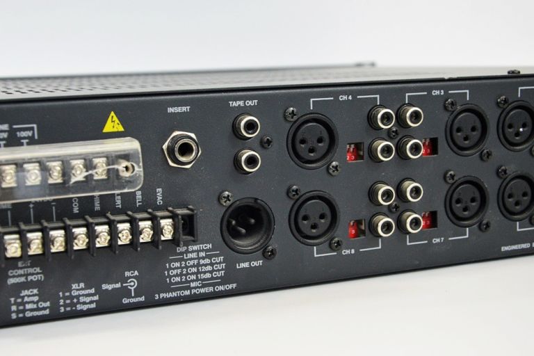 AUSTRALIAN MONITOR AMIS 120XL WZMACNIACZ OKAZJA