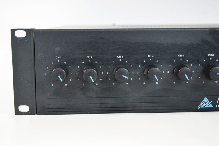 AUSTRALIAN MONITOR AMIS 120XL WZMACNIACZ OKAZJA