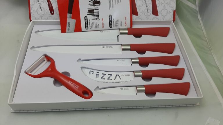 komplet-nozy-royal-swiss-stan-uzywany