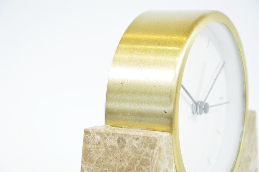 zegar-zara-home-tapia-clock-z-marmurem-typ-stolowy