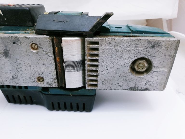 strug-hebel-elektryczny-celma-dbheh-75-ii-b-800w-glebokosc-strugania-1