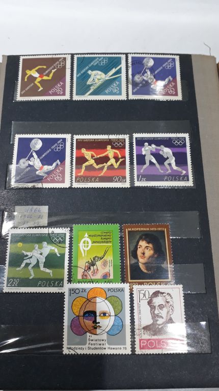 klaser-ze-znaczkami-od-1950-r-do-1975-pereca-14-wroclaw-sc