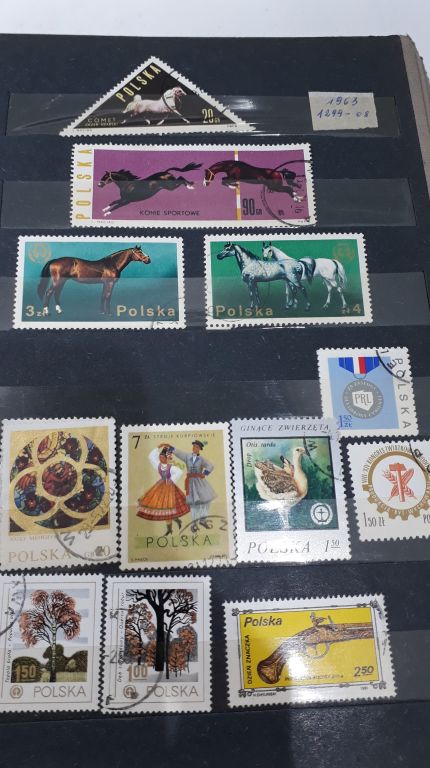 klaser-ze-znaczkami-od-1950-r-do-1975-pereca-14-wroclaw-sc