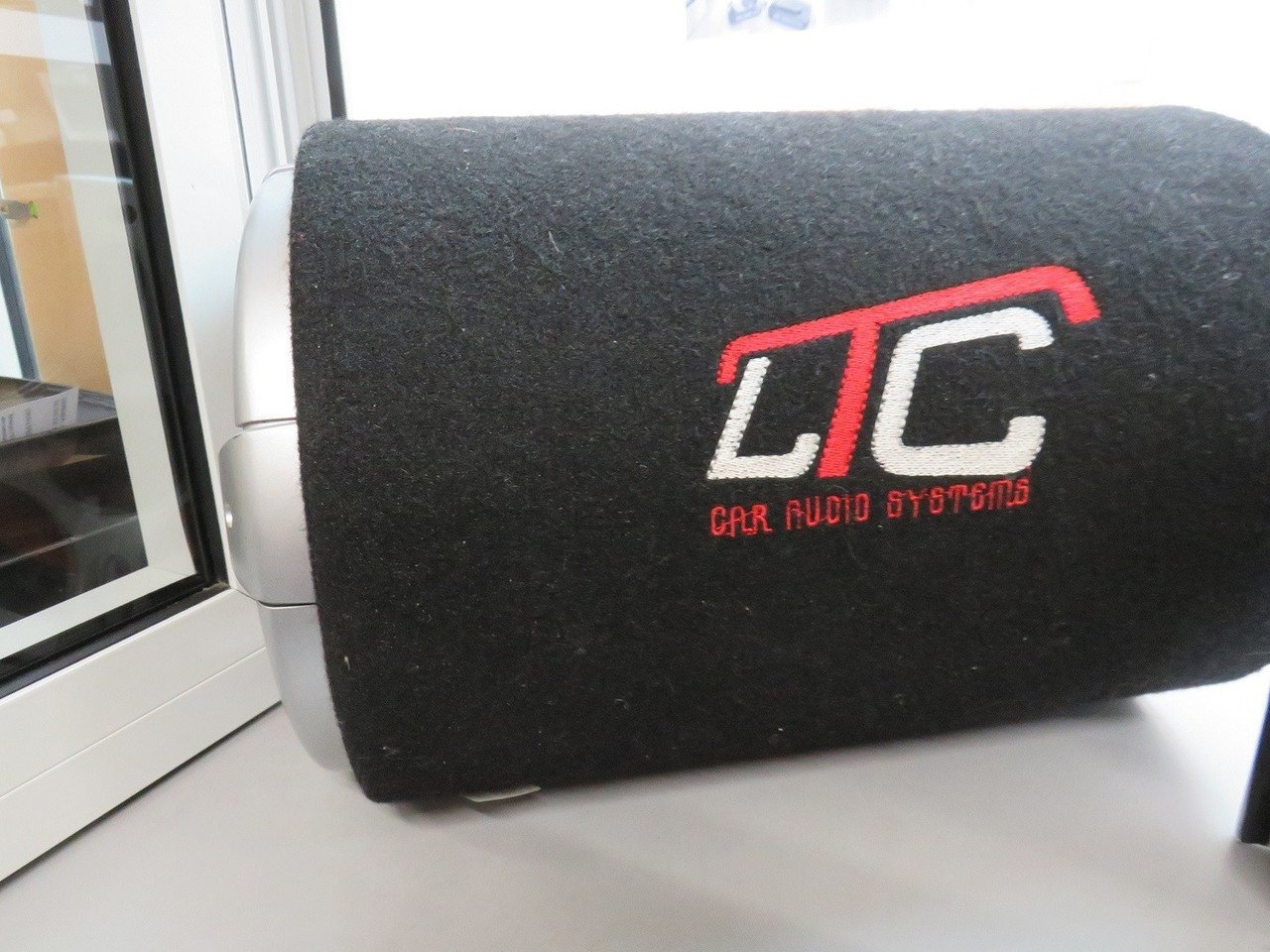 tuba-basowa-ltc-car-audio-system-stan-uzywany