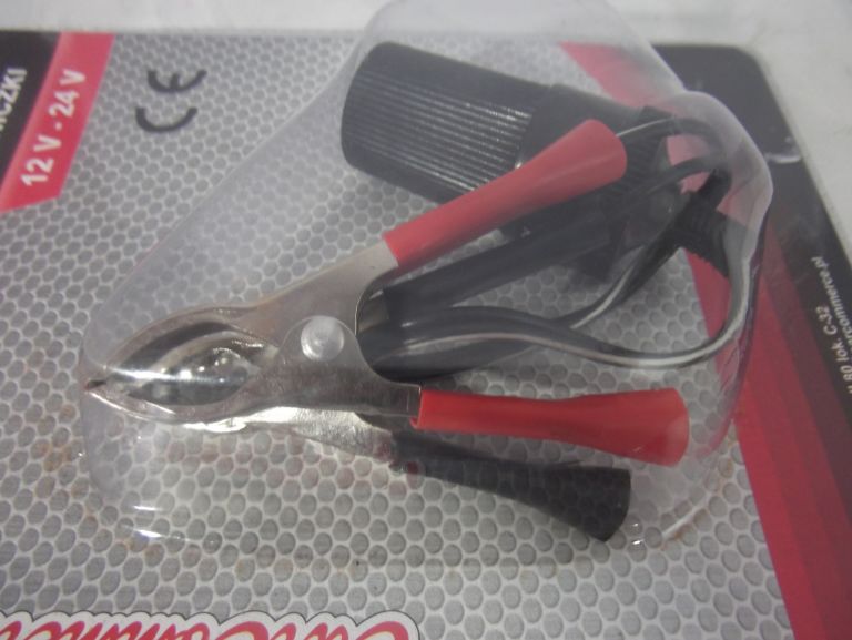adaptor-samochodowy-jak-nowy-polecam-ean-5905106071983