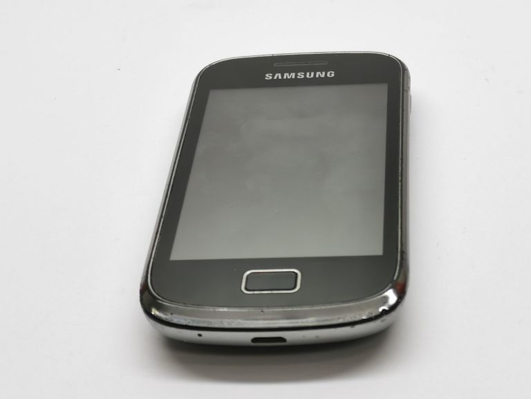 TELEFON SAMSUNG GT-S6500D