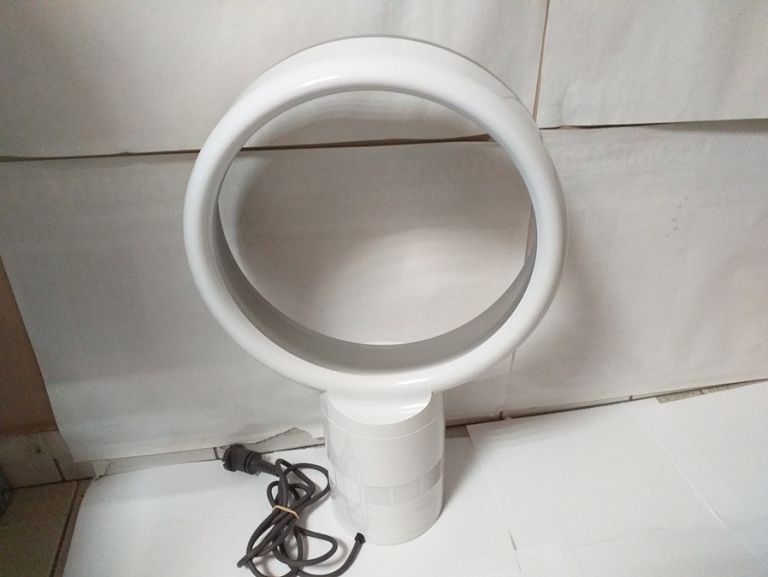 wiatrak-dyson-cool-desk-fan-300mm-okazja-stan-nowy