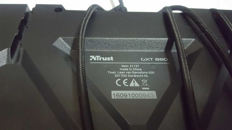 KLAWIATURA TRUST GXT880+PUDEŁKO