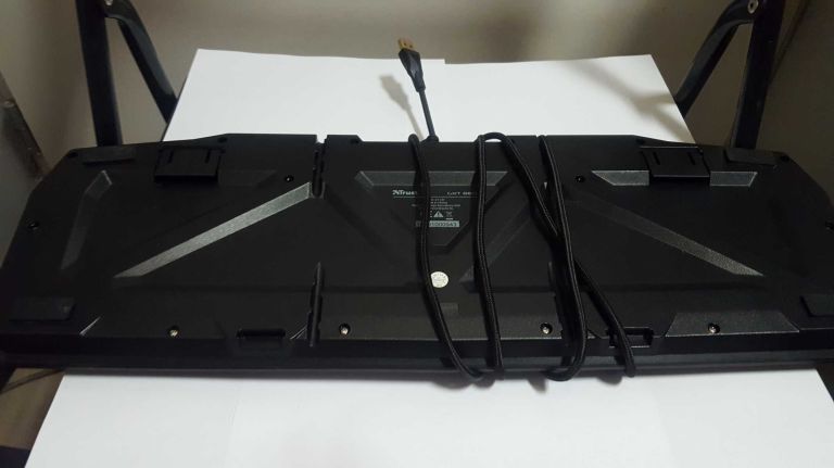 KLAWIATURA TRUST GXT880+PUDEŁKO