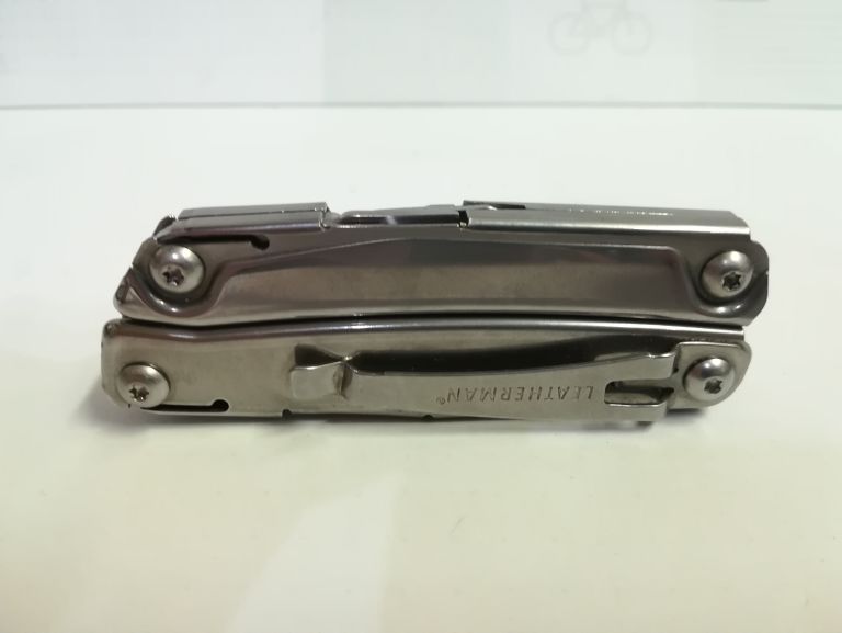 MULTITOOL REV BOX 832130 LEATHERMAN