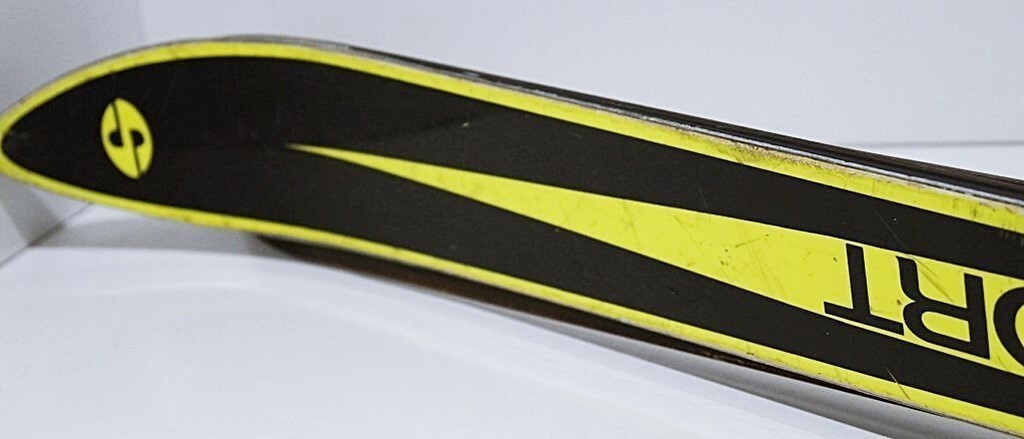 narty-intersport-2002-rs-wyprzedaz-promien-skretu-1