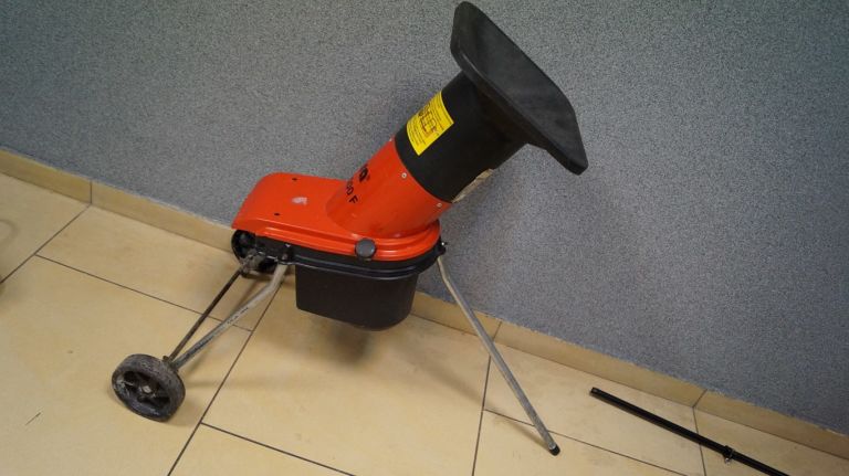ROZDRABNIACZ DO GAŁĘZI IKRA GH 1500F