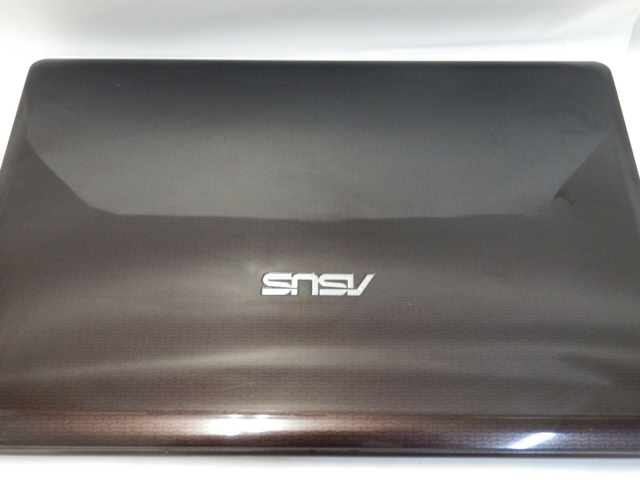 asus-x43b-ladowarka-rozdzielczosc-px-1366-x-768