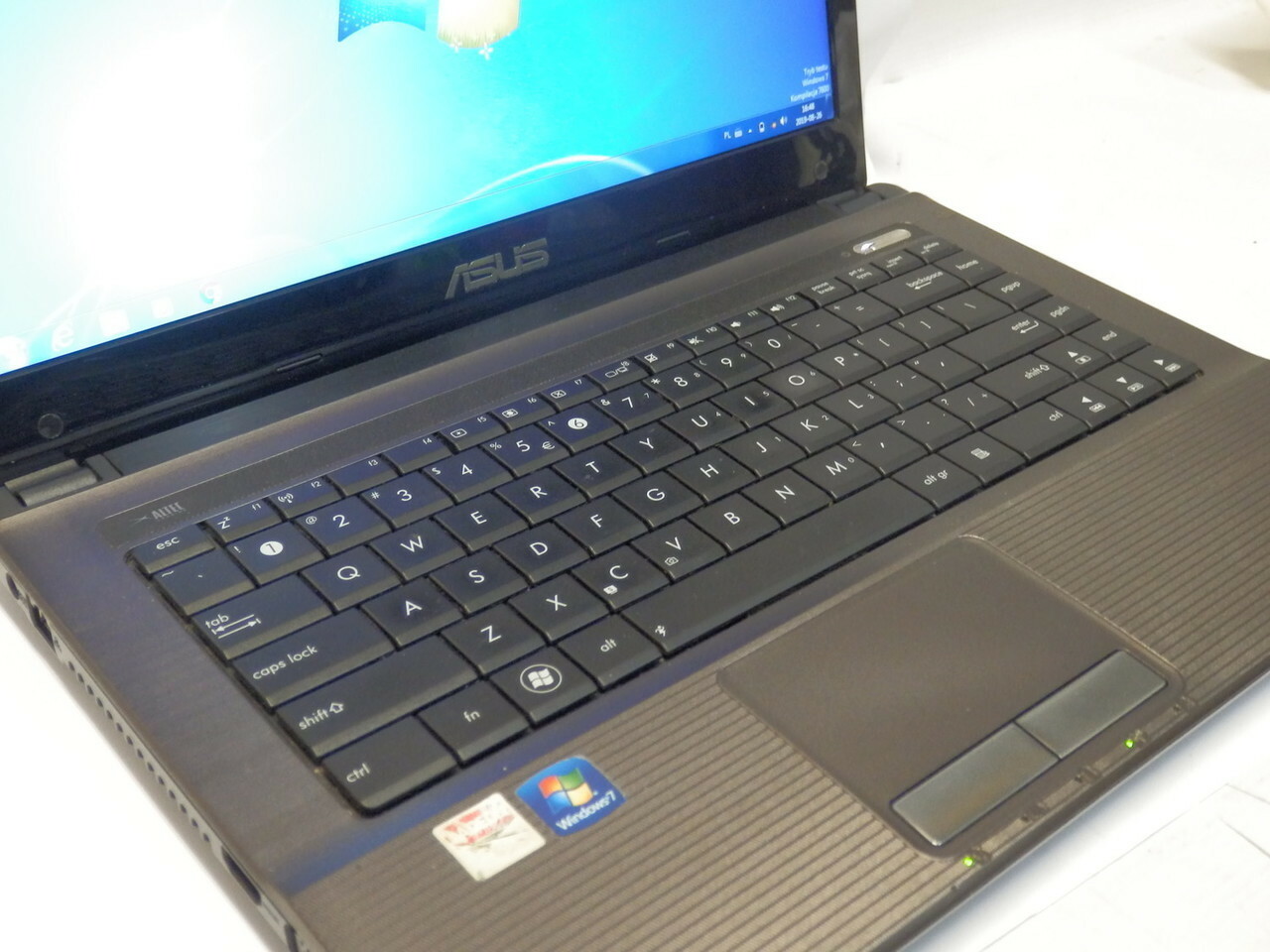 asus-x43b-ladowarka-typ-standardowy