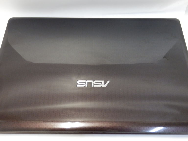 asus-x43b-ladowarka-rozdzielczosc-px-1366-x-768