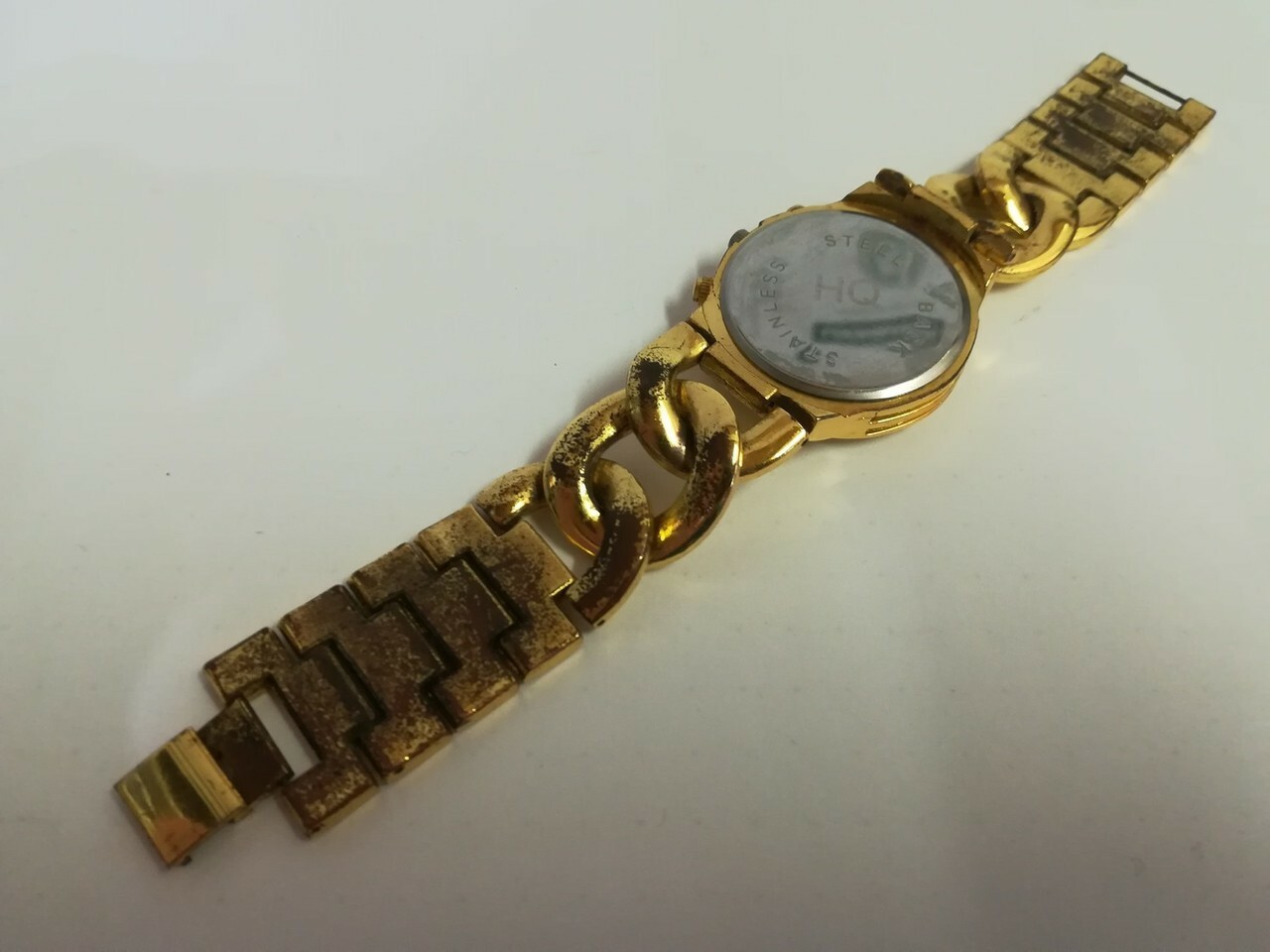 zegarek-damski-hq-stan-uzywany