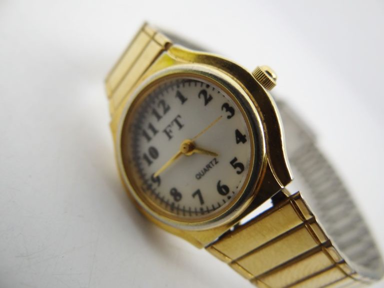 zegarek-doxa-k-49465189-damski-marka-doxa