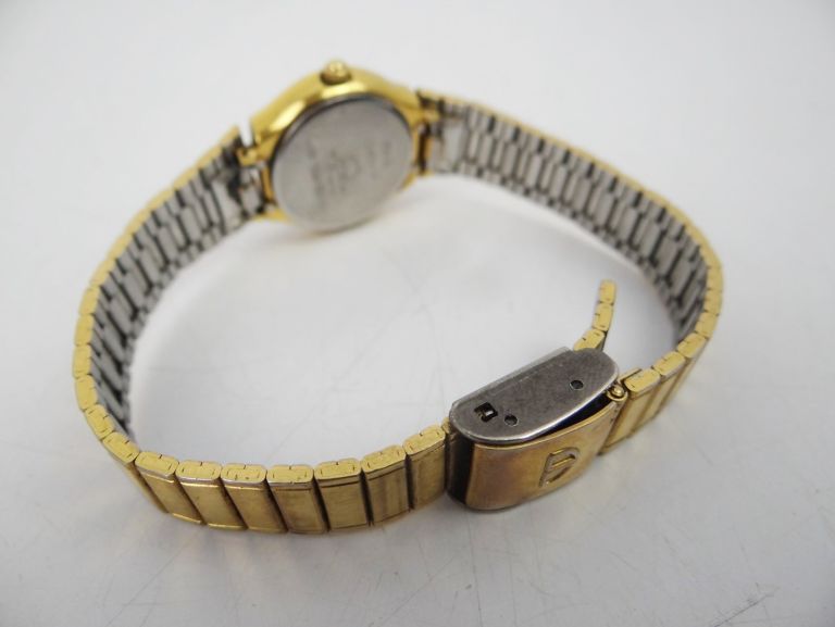 zegarek-doxa-k-49465189-damski-mechanizm-kwarcowy