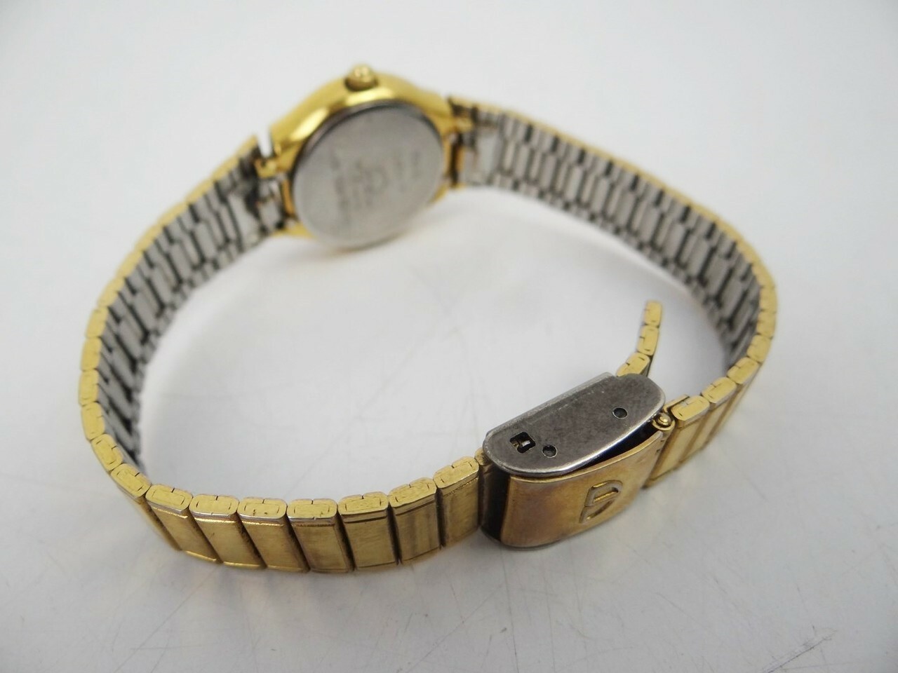 zegarek-doxa-k-49465189-damski-mechanizm-kwarcowy