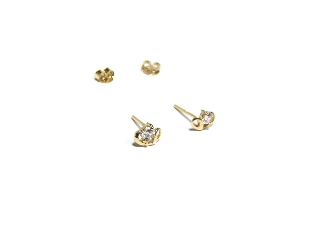 delikatne-zlote-kolczyki-pr585-sztyft-z-oczkiem-ean-gtin-5901050601146