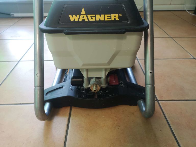 Wagner airless online sprayer plus 240v