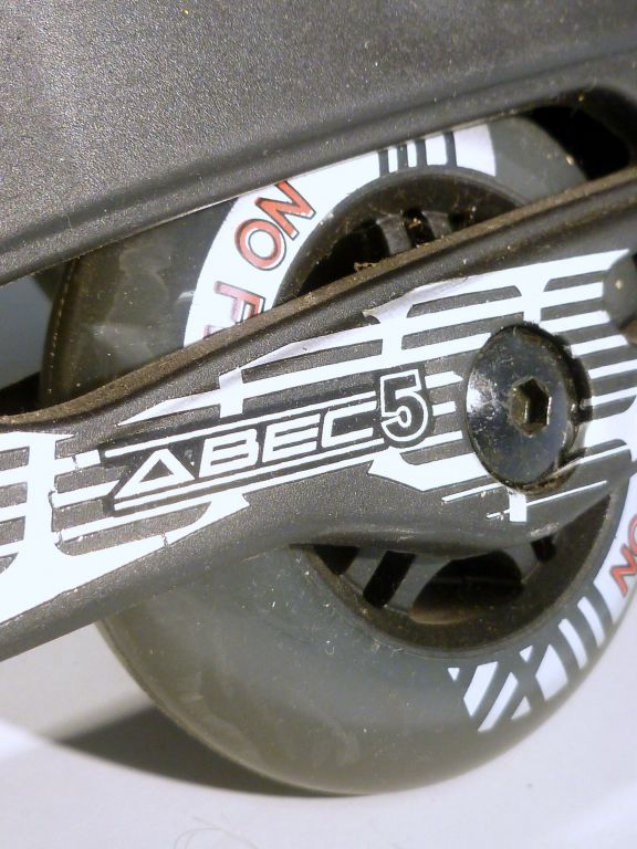 ROLKI CRIVIT ABEC-7 ROZM35--39 +DODATKOWY HAMULEC