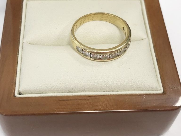 obraczka-z-cyrkoniami-r14-rodzaj-wyrob-jubilerski