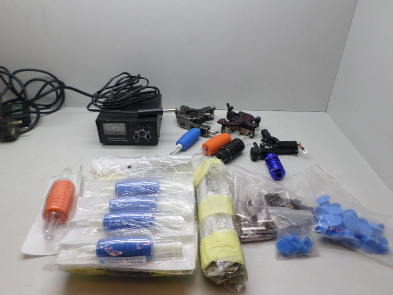 zestaw-do-tatuazu-tattoo-plocka-12-sierpc