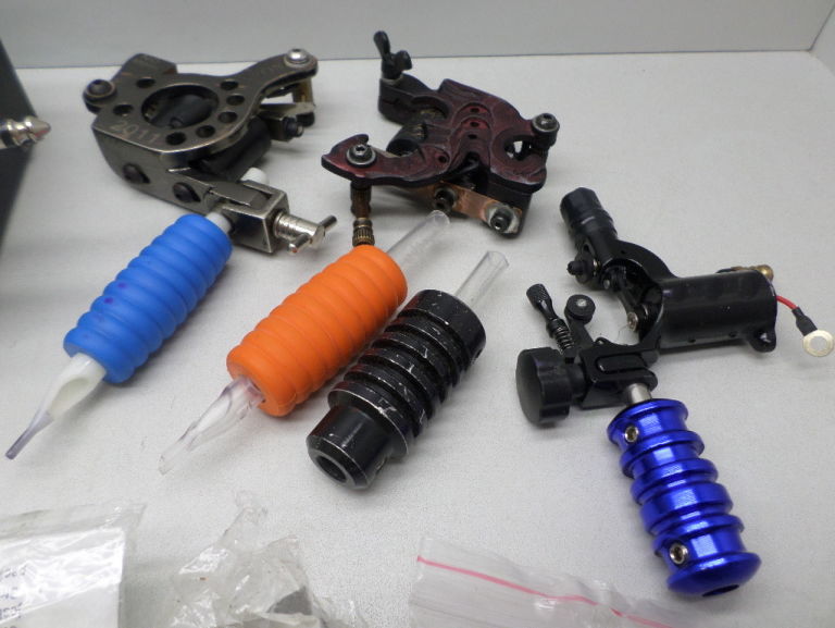 zestaw-do-tatuazu-tattoo-marka-inna-marka