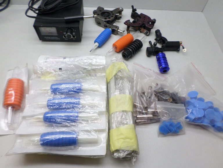 zestaw-do-tatuazu-tattoo-stan-uzywany