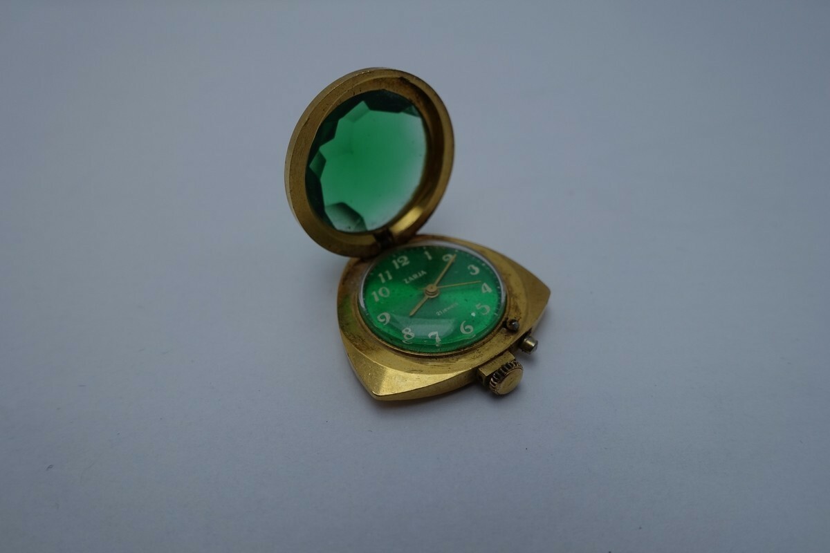 zegarek-zaria-21-jewels-au5-wolnosci-239-zabrze-sj