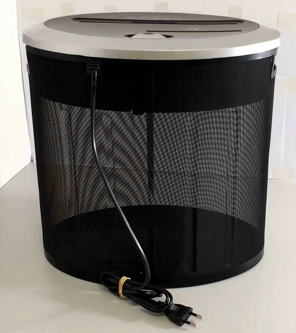 niszczarka-do-dokuentow-tesco-fxcut03-aleja-jana-pawla-ii-9b-reda