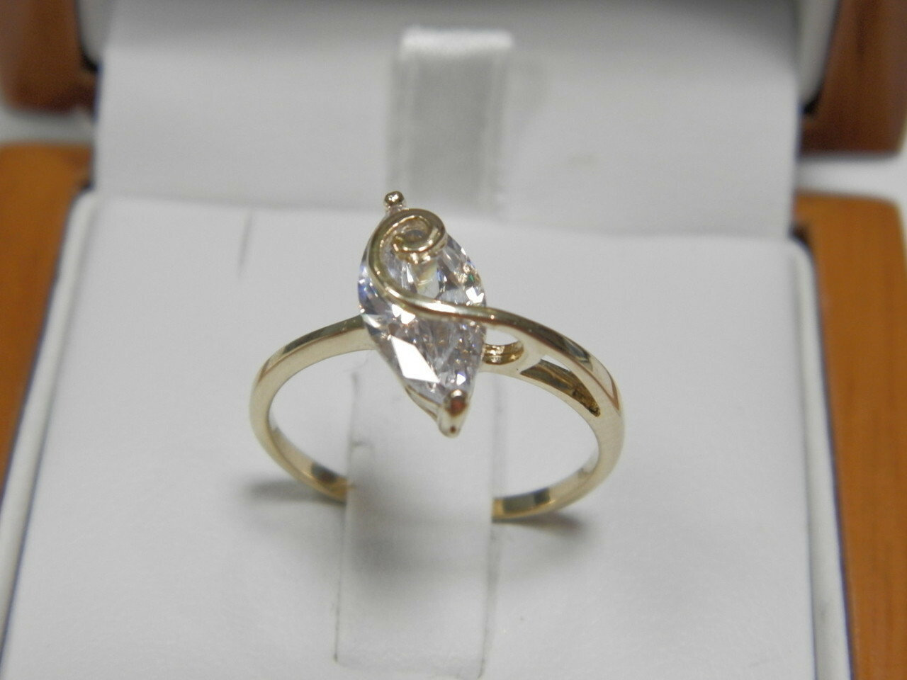 zloty-pierscionek-237g-pr-585-z-cyrkonia-rodzaj-2205-2